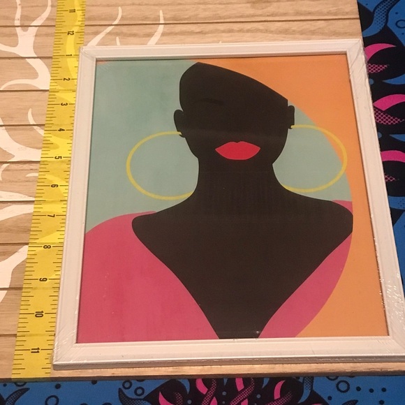 Bald Bold Black Beauty Lips Hoop Earring Wall Art - Picture 4 of 11